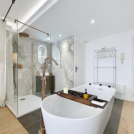 Studioluxcannes - Premium Avec Baignoire A Cannes, A 2 Min Et Palais Des Festivals Апартаменты