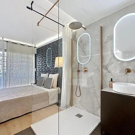 Studioluxcannes - Premium Avec Baignoire A Cannes, A 2 Min Et Palais Des Festivals * Канны