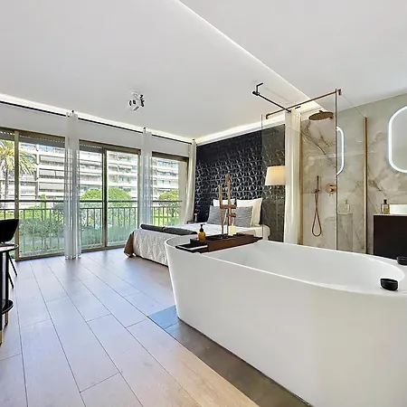 Studioluxcannes - Premium Avec Baignoire A Cannes, A 2 Min Et Palais Des Festivals *