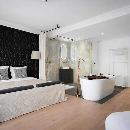 Апартаменты Studioluxcannes - Premium Avec Baignoire A Cannes, A 2 Min Et Palais Des Festivals Канны