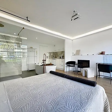Studioluxcannes - Premium Avec Baignoire A Cannes, A 2 Min Et Palais Des Festivals Appartement