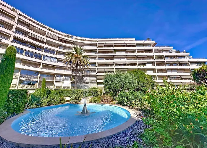 Studioluxcannes - Premium Avec Baignoire A Cannes, A 2 Min Et Palais Des Festivals *