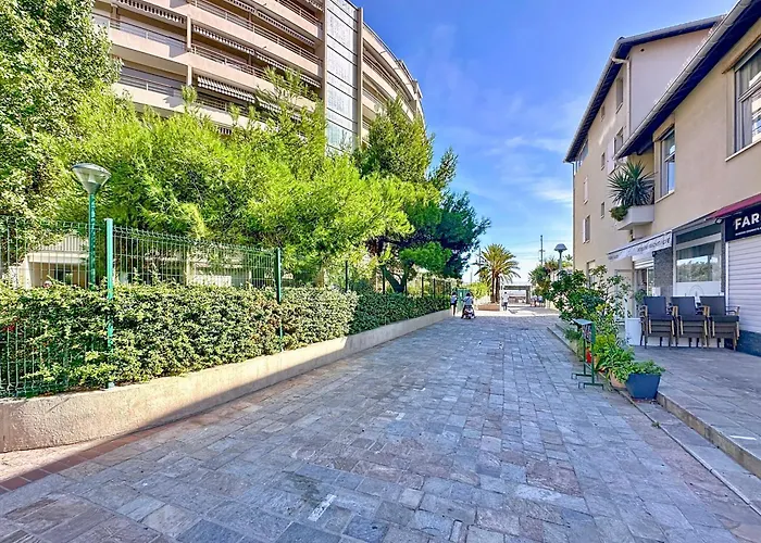 Studioluxcannes - Premium Avec Baignoire A Cannes, A 2 Min Et Palais Des Festivals