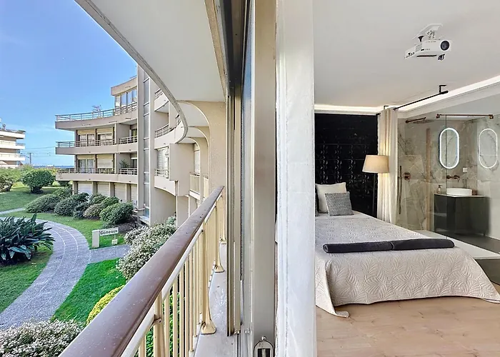 Apartment Studioluxcannes - Premium Avec Baignoire A Cannes, A 2 Min Et Palais Des Festivals Cannes