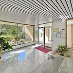 Studioluxcannes - Premium Avec Baignoire A Cannes, A 2 Min Et Palais Des Festivals